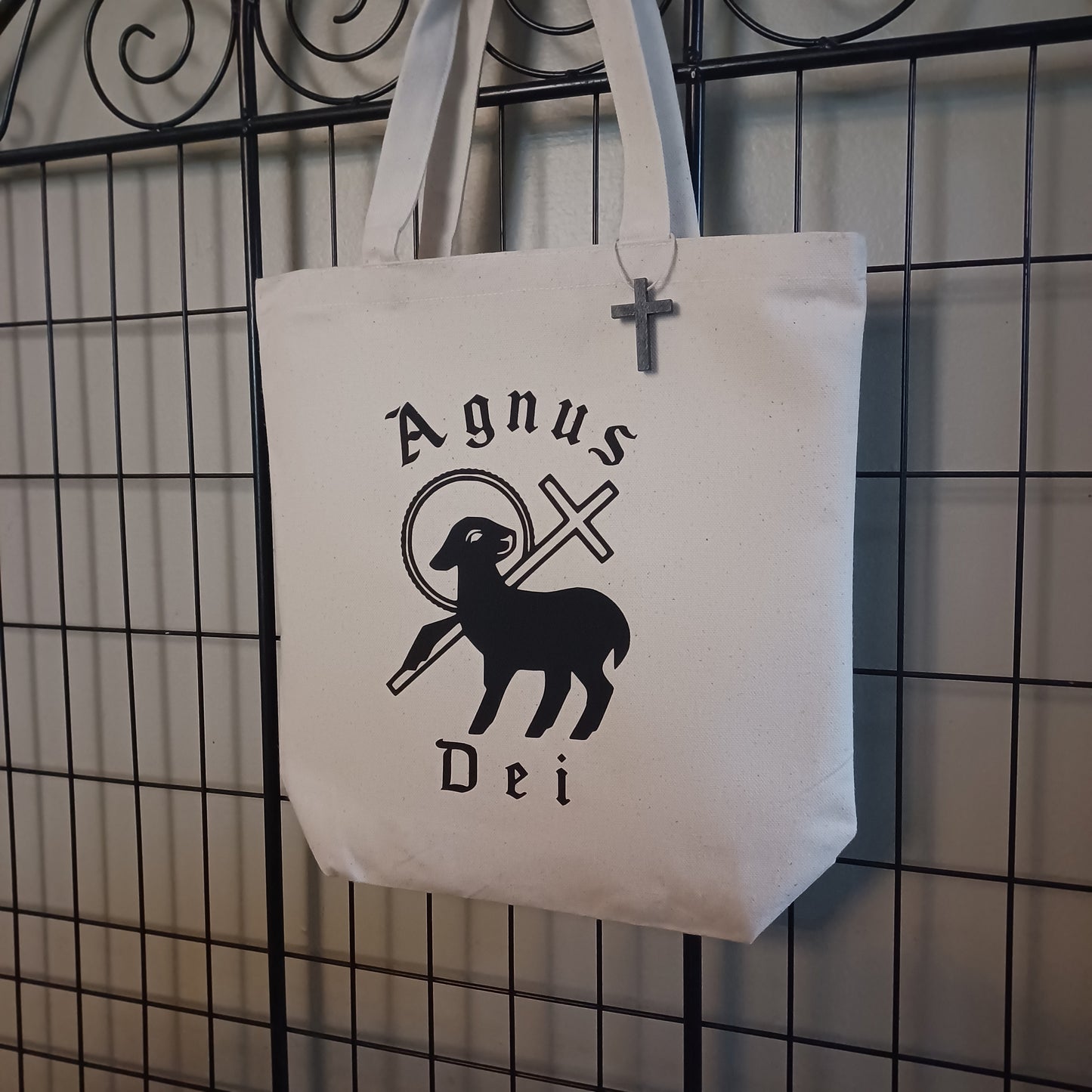 Agnus Dei Tote Bag